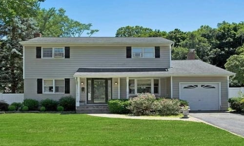 Don't Miss This Flip in Commack, New York!