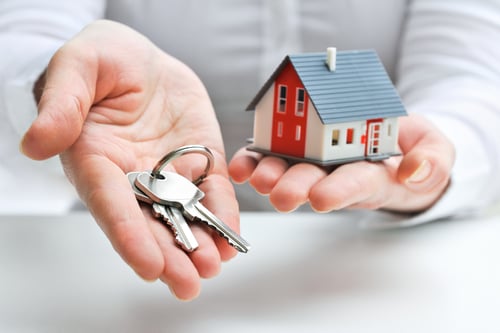 Short-Term vs. Long-Term Rentals: Weighing the Options