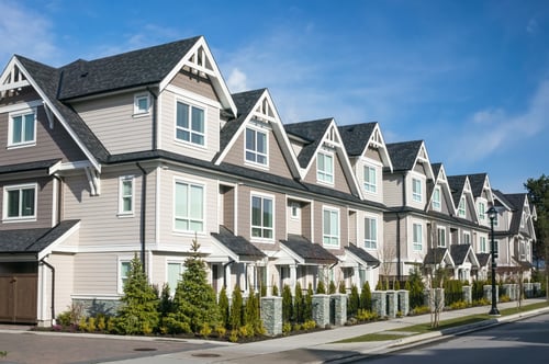Why Multifamily Investments Are Ideal for 2025: A Broker’s Perspective