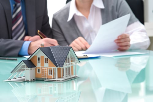 How to Calculate Leverage for a Real Estate Investment