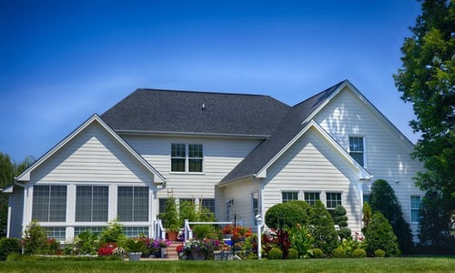 3 Tips to Attract More Buyers to Your Flip with Curb Appeal