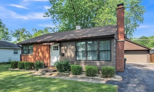 Have You Seen This Property in Rolling Meadows, IL?